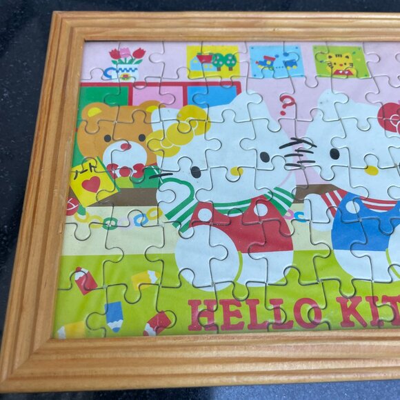Hello Kitty Framed Puzzle 1996 Sanrio Vintage 8" x 6" - Picture 2 of 6